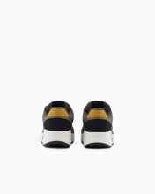 Afbeelding in Gallery-weergave laden, Armani Exchange Sneakers