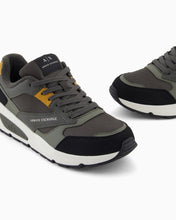 Afbeelding in Gallery-weergave laden, Armani Exchange Sneakers
